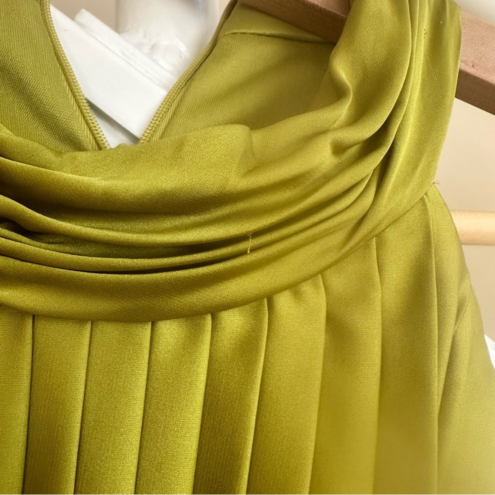 Mac Duggal Pleated High Neck Sleeveless Mini Dress Chartreuse Green Size 12 NWT - Picture 8 of 17